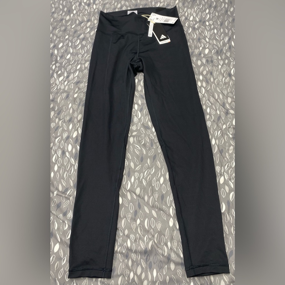 Women’s Adidas leggings